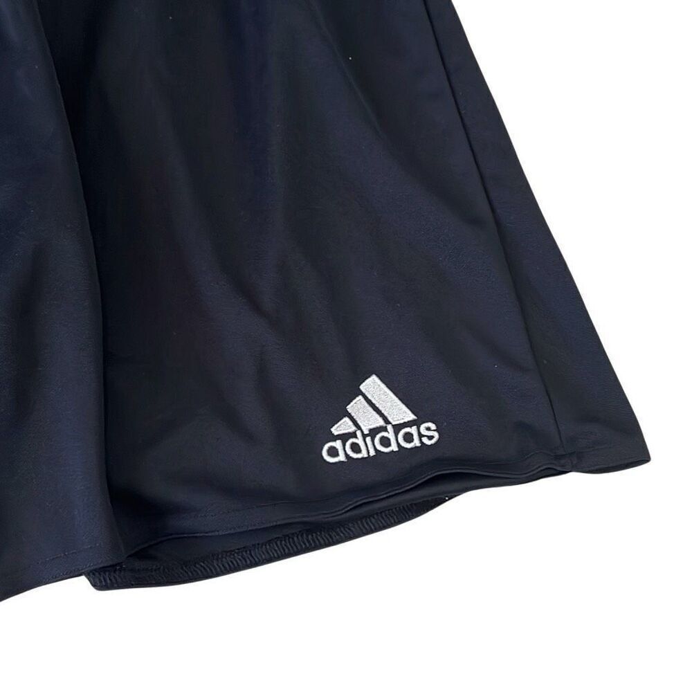 Youth Adidas Shorts - Picture 3 of 4